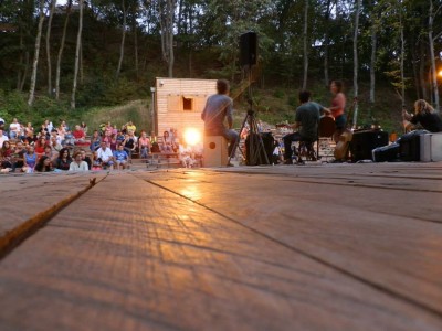 1001938_576796615694839_33192158_n